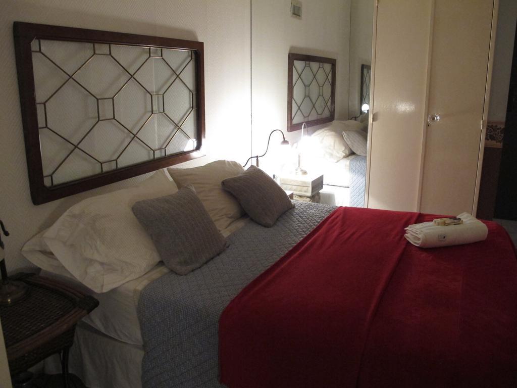 La Casona De Grace Bed & Breakfast Olivos Rom bilde