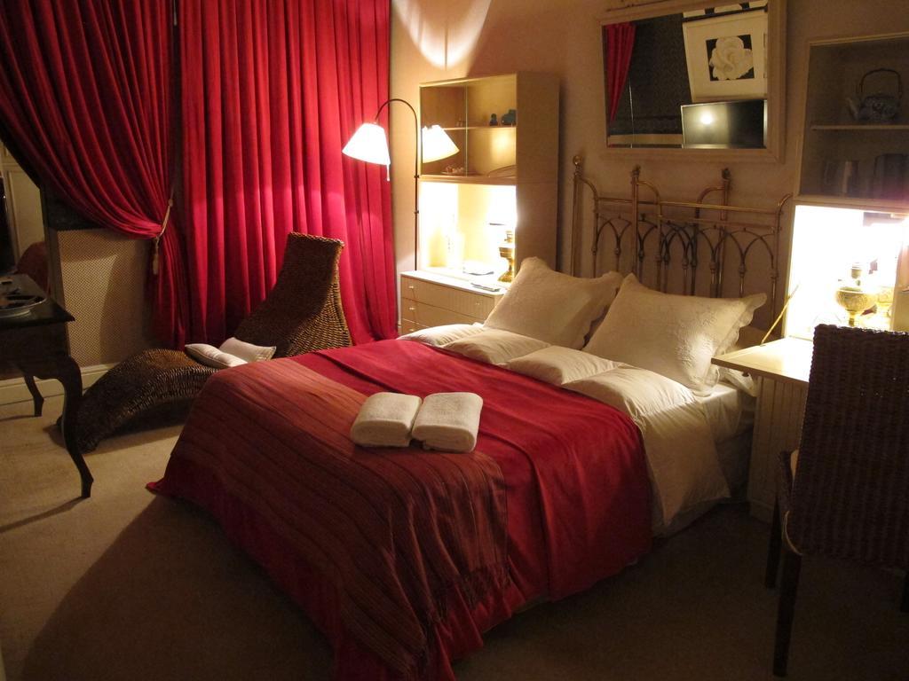 La Casona De Grace Bed & Breakfast Olivos Rom bilde