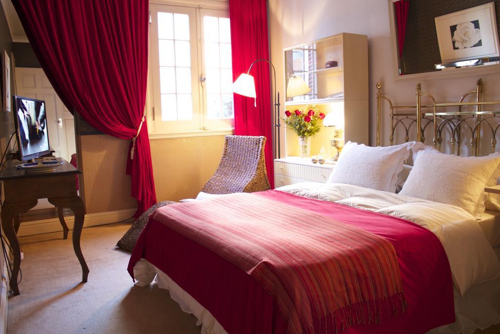 La Casona De Grace Bed & Breakfast Olivos Rom bilde